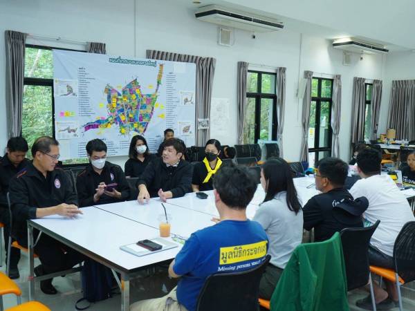 หารือเรื่องการให้ความช่วยเหลือฟื้นฟูผู้ประสบอุทกภัยในพื้นที่อำเภอหาดใหญ่ในเฟสถัดไป